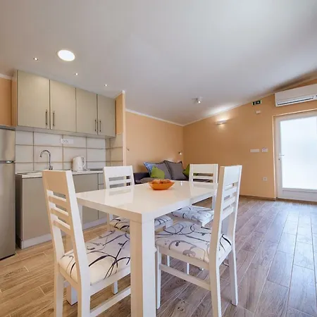 Apartment Betini - Authentic Island Escape Komiza