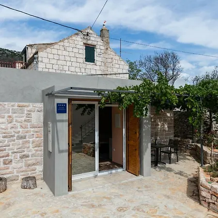 Apartment Betini - Authentic Island Escape Komiza