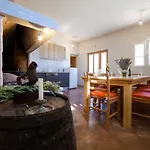 Betini - Authentic Island Escape Komiža