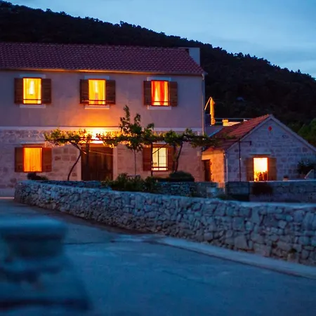 Apartament Betini - Authentic Island Escape